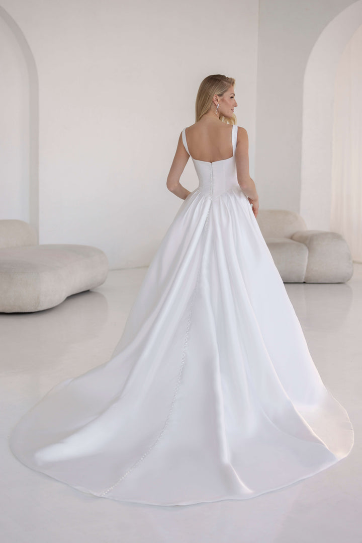 LUCRETIA 2